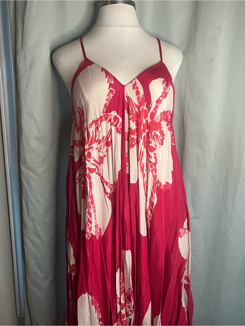 Roberta Freymann Pink & White Hawaiian Floral Maxi Dress